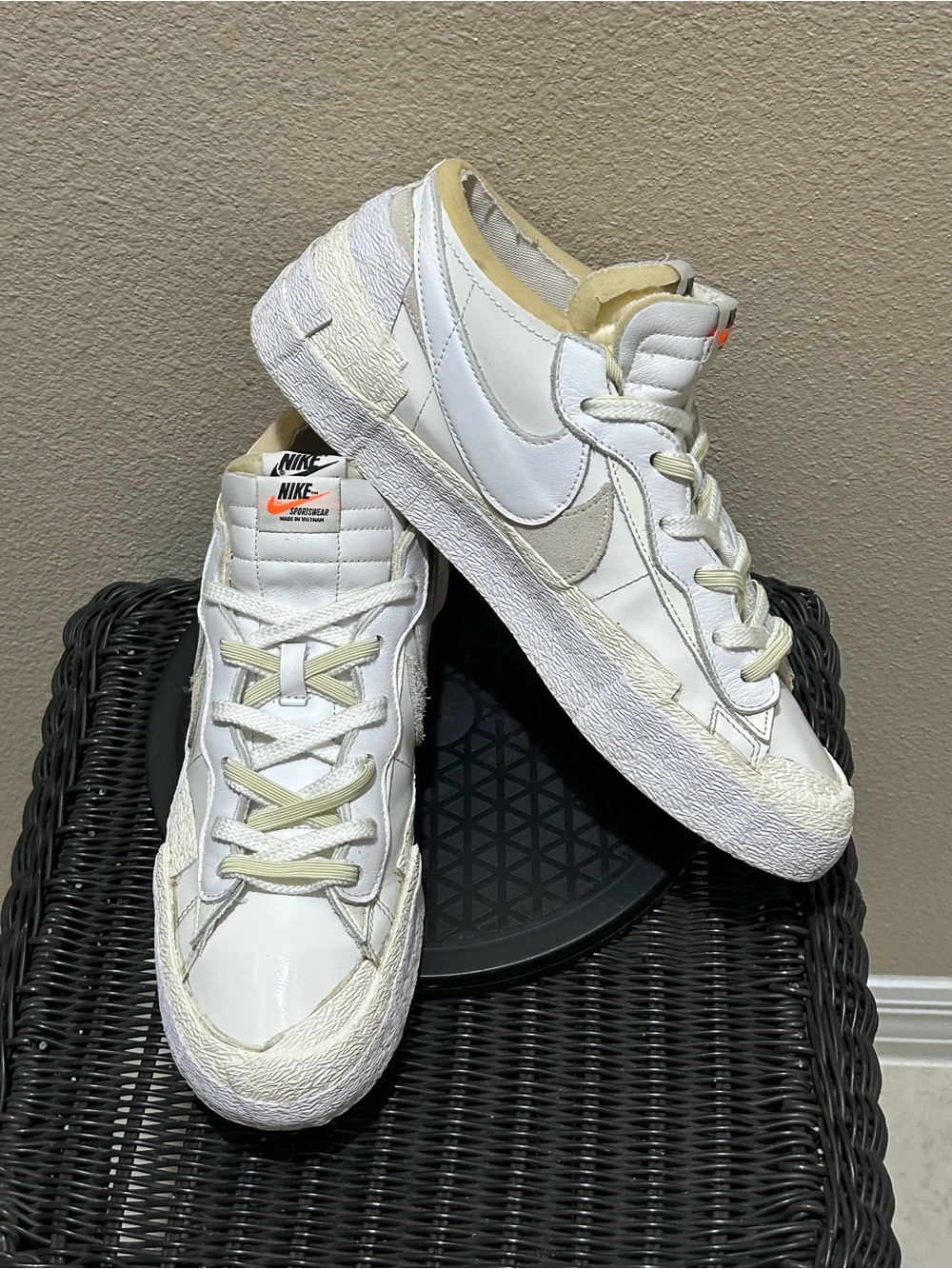 Size 11.5 Nike Blazer Low sacai White Patent Leather DM6444-100